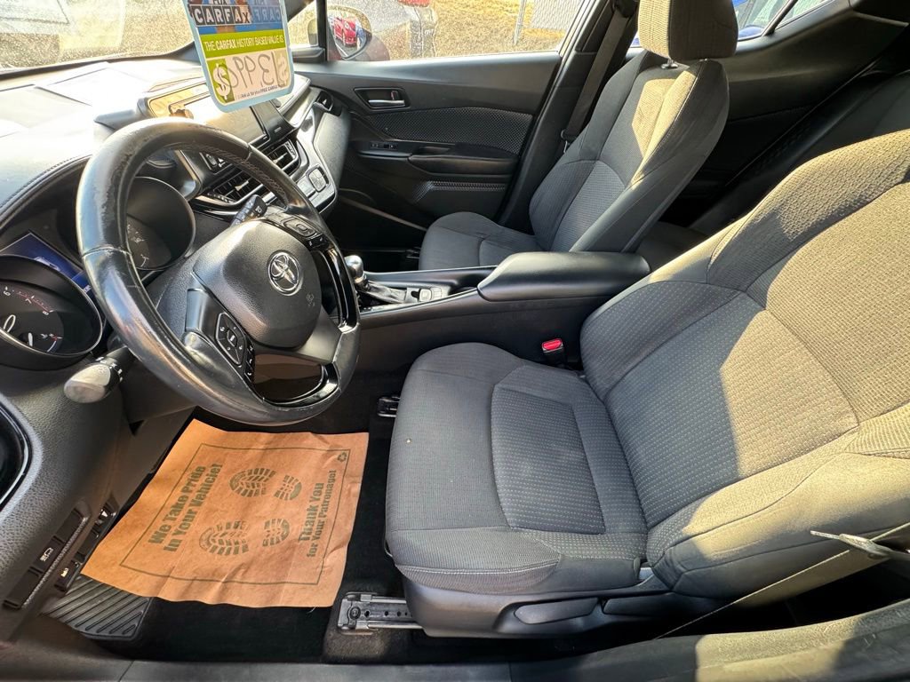 Used 2018 Toyota C-HR XLE image 11