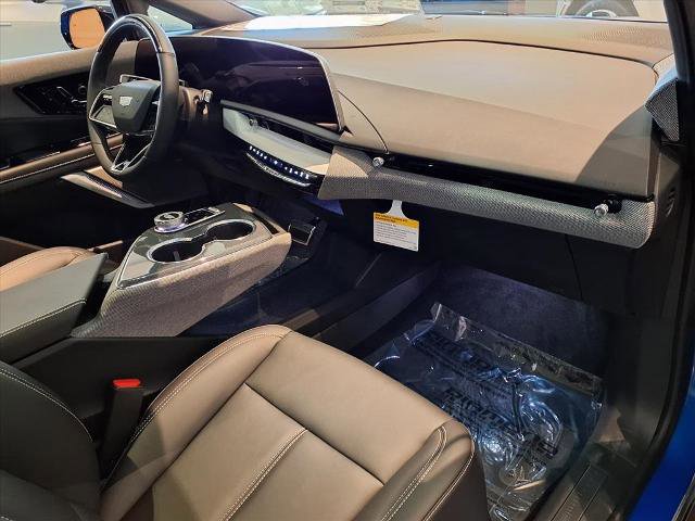 New 2026 Cadillac Optiq Luxury 1 RWD image 9