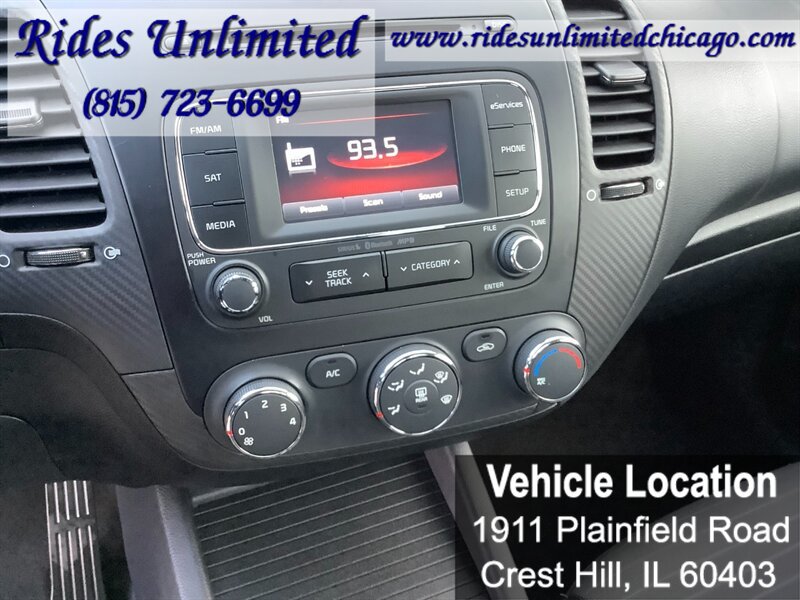 Used 2015 Kia Forte EX w/ UVO Package W/17" Alloys FWD image 18