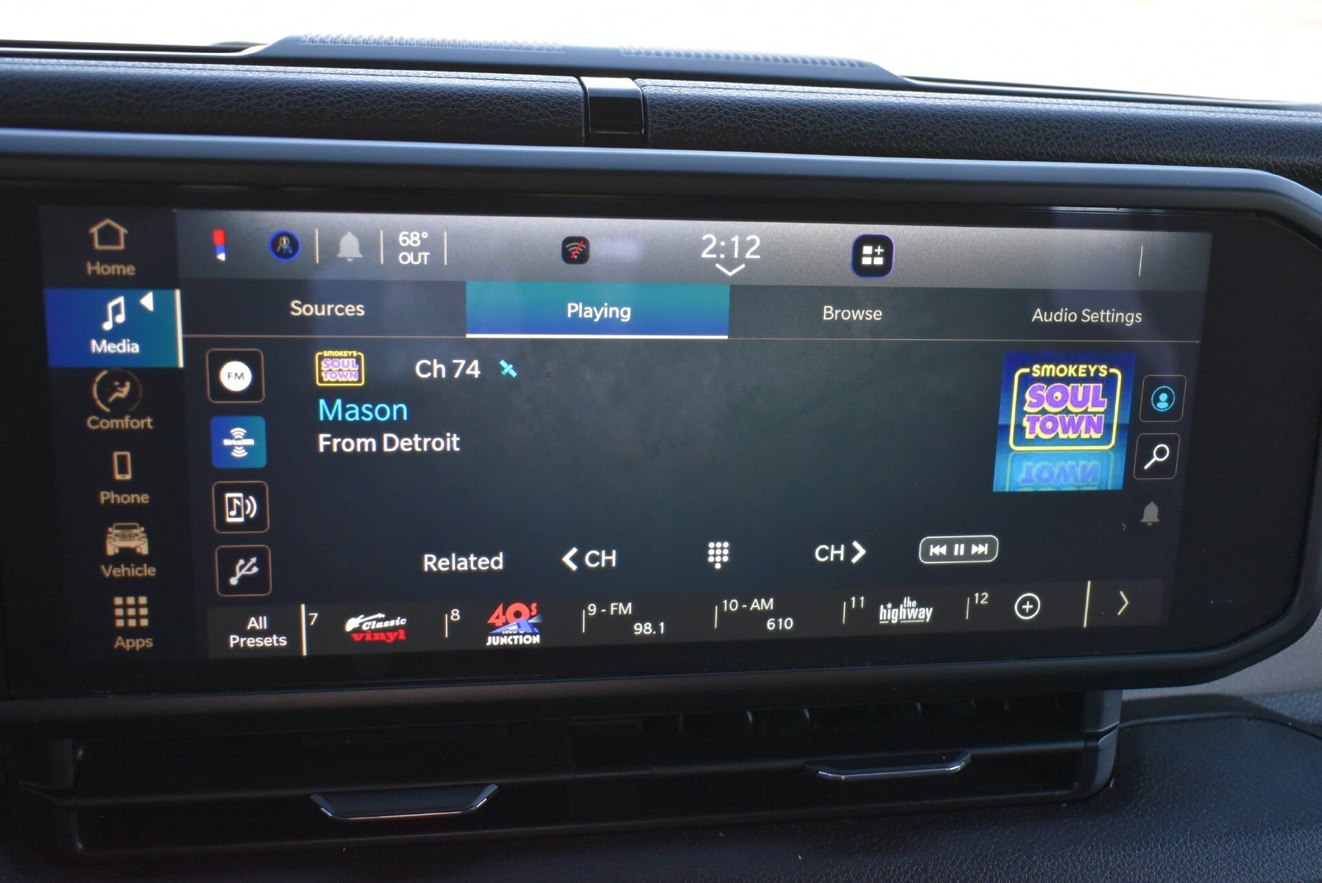 Used 2024 Jeep Wrangler Unlimited Sport AWD/4WD image 25