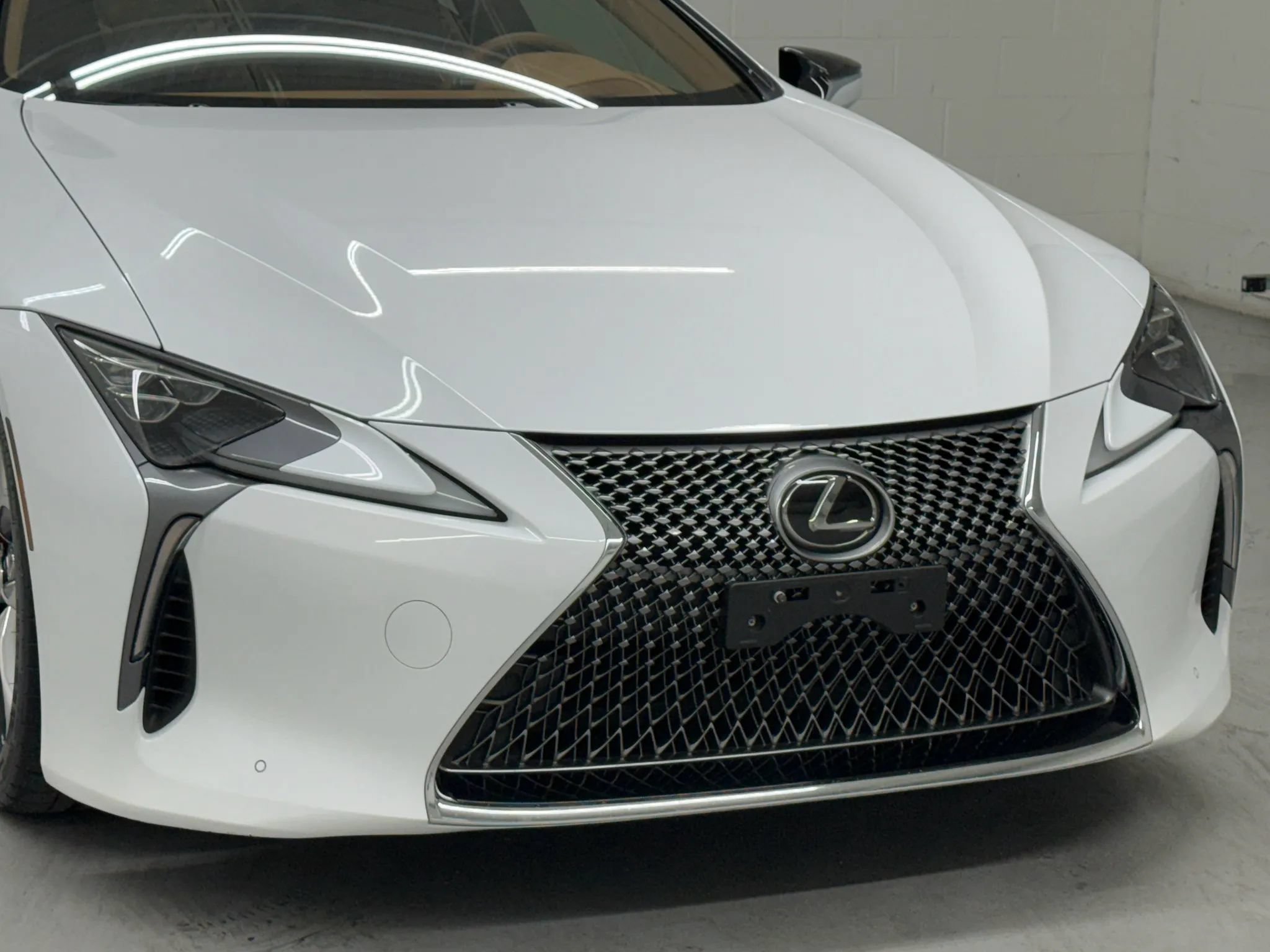 Used 2023 Lexus LC 500h w/ Dynamic Handling Package RWD image 83