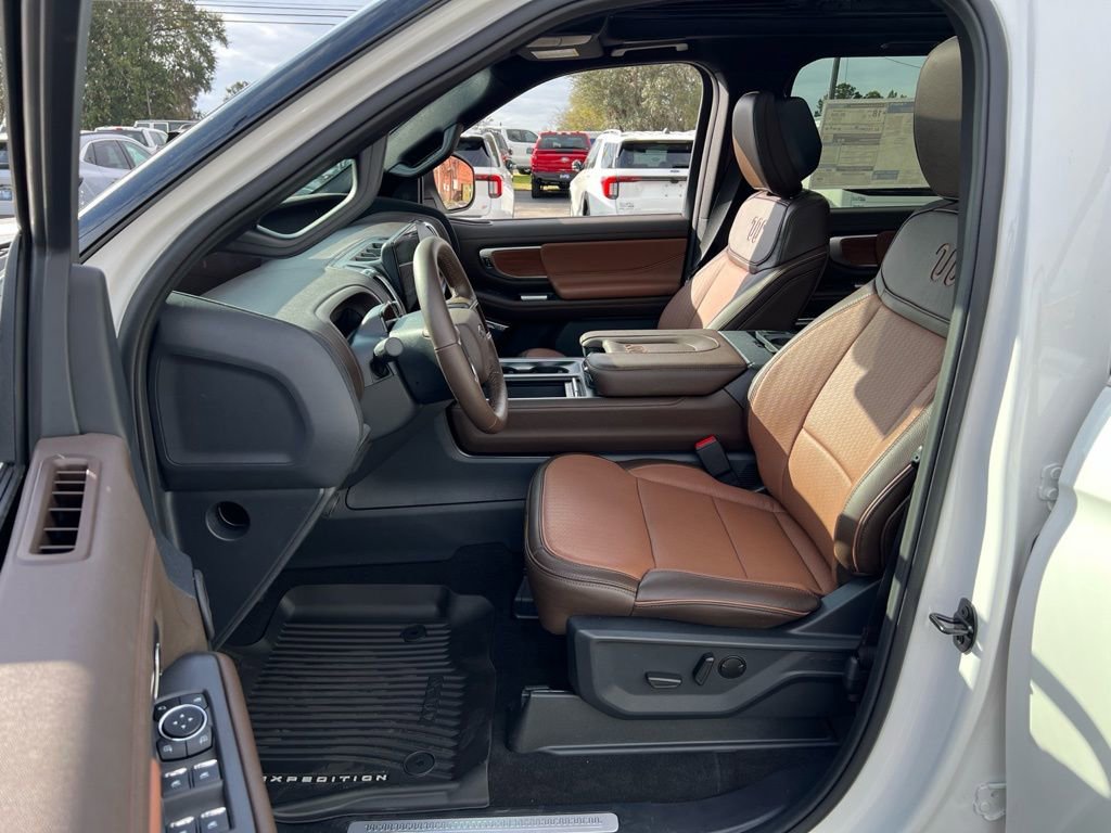 New 2026 Ford Expedition Max King Ranch image 15