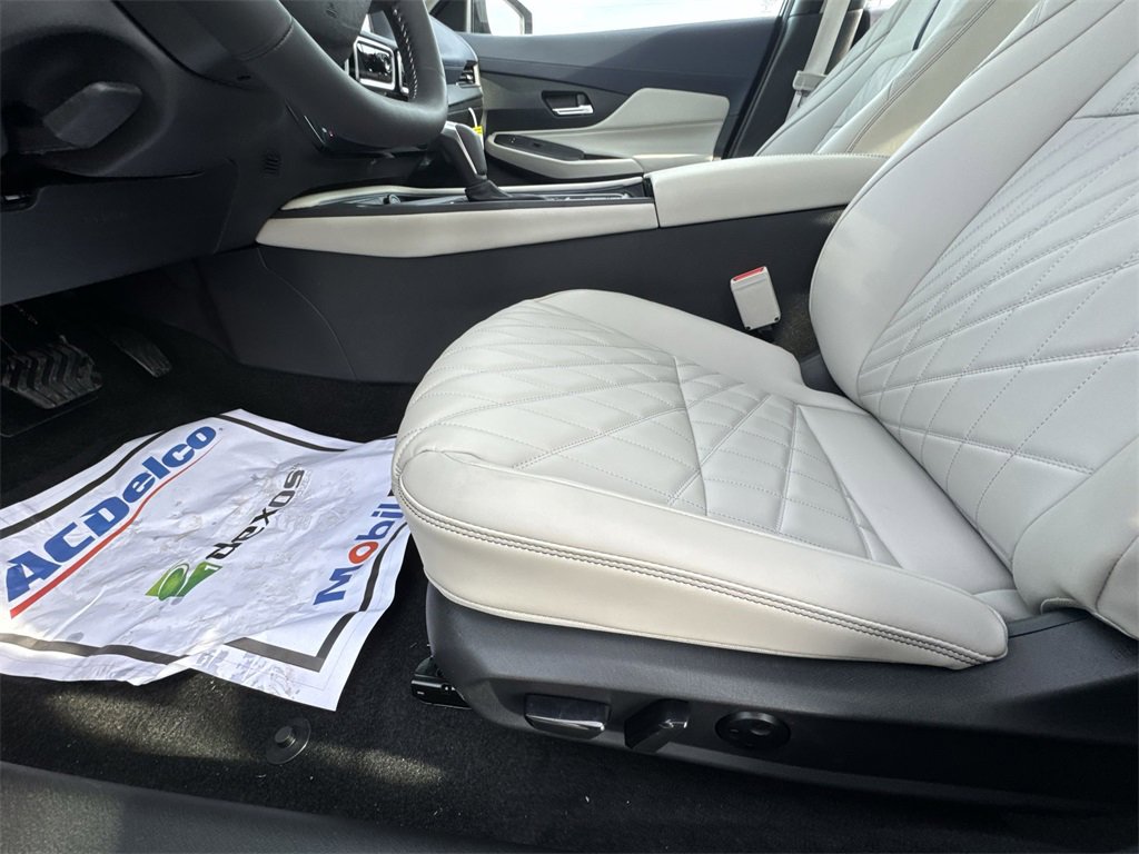 New 2026 Nissan Sentra SL image 12