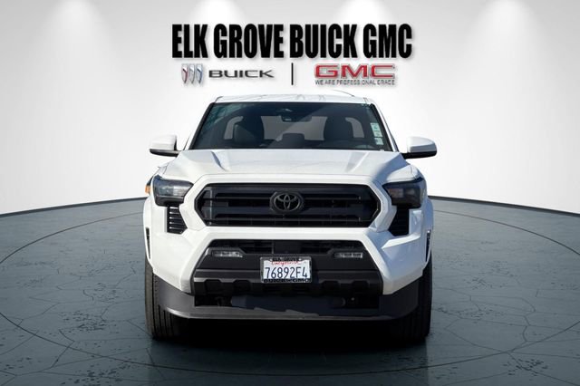 Used 2025 Toyota Tacoma SR5 image 9