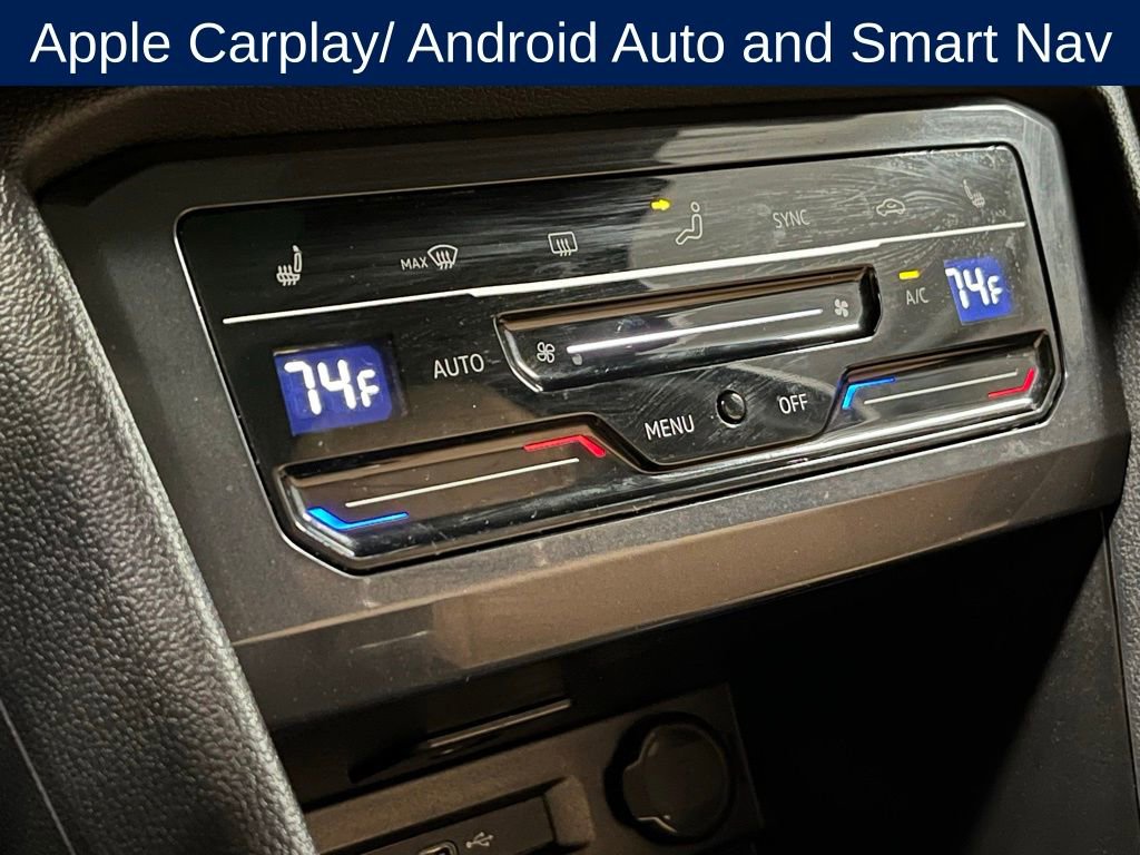 Used 2024 Volkswagen Tiguan SE w/ Panoramic Sunroof Package image 10