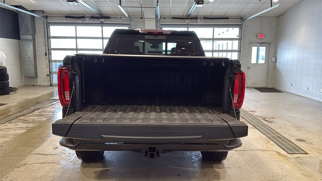 Used 2024 GMC Sierra 1500 AT4X image 17