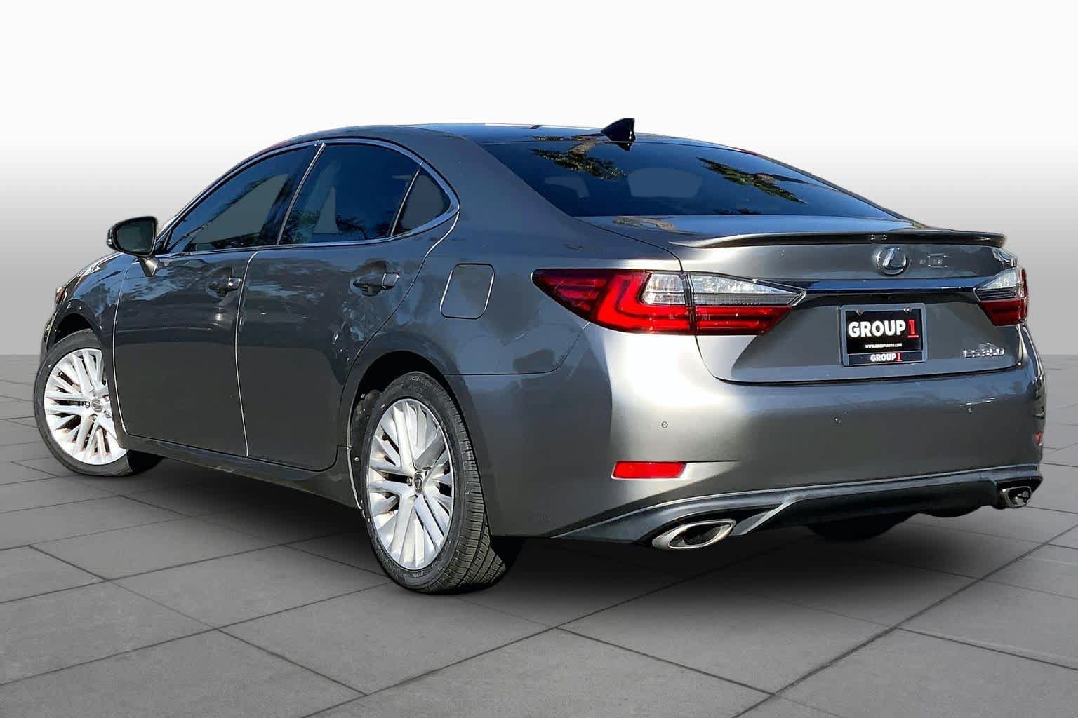 Used 2017 Lexus ES 350 FWD image 11