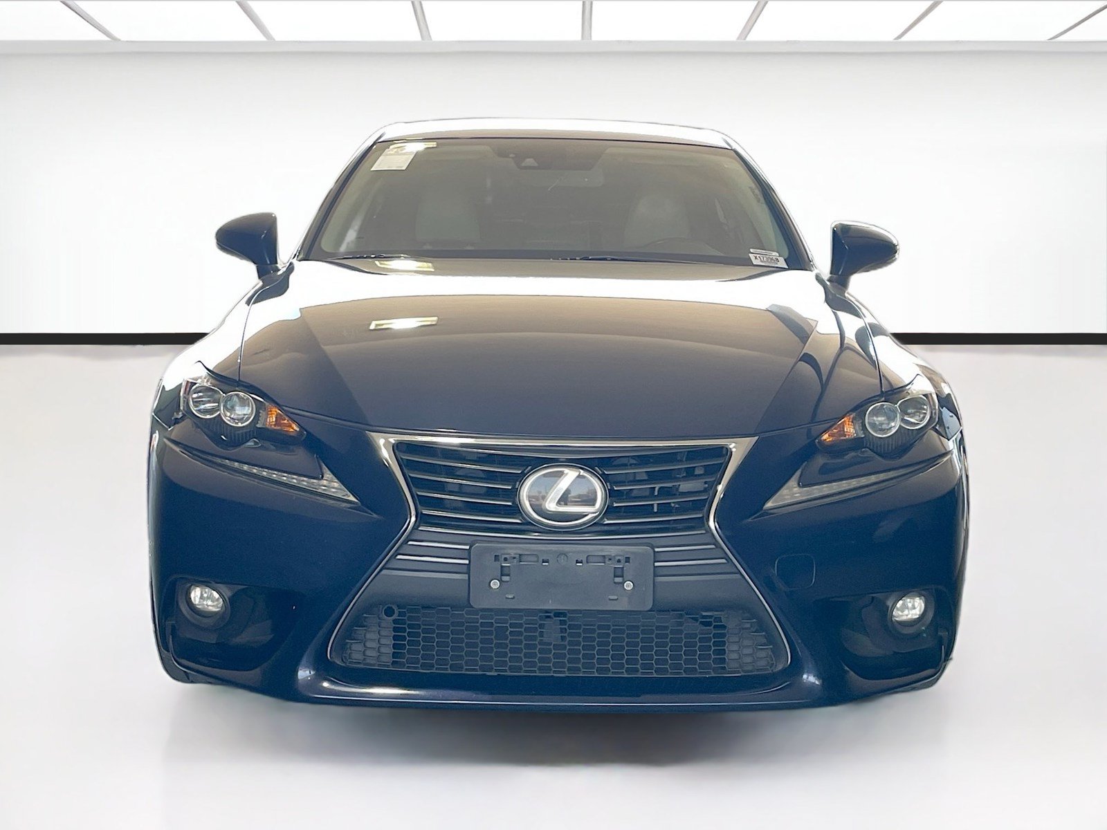 Used 2015 Lexus IS 350 RWD image 2