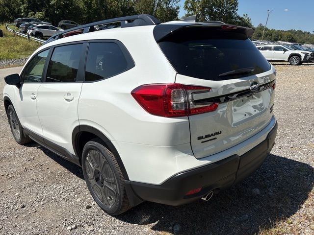 New 2025 Subaru Ascent Onyx Edition image 3
