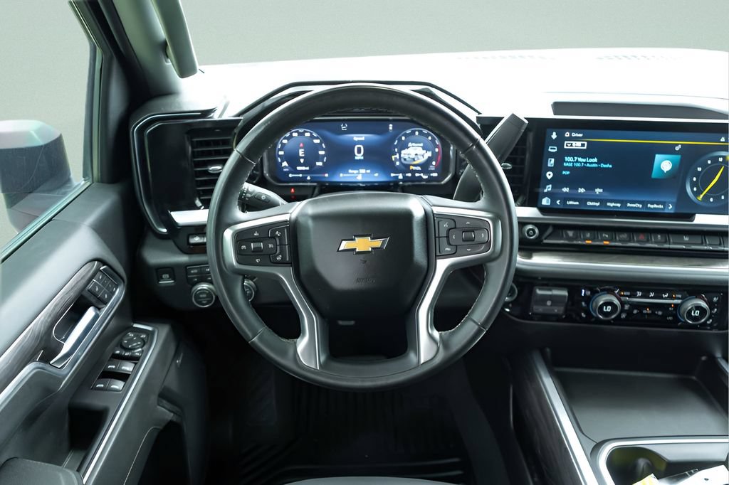 Used 2026 Chevrolet Silverado 3500 LTZ w/ LTZ Plus Package AWD/4WD image 19