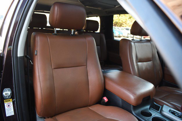 Used 2014 Toyota Sequoia Platinum image 27