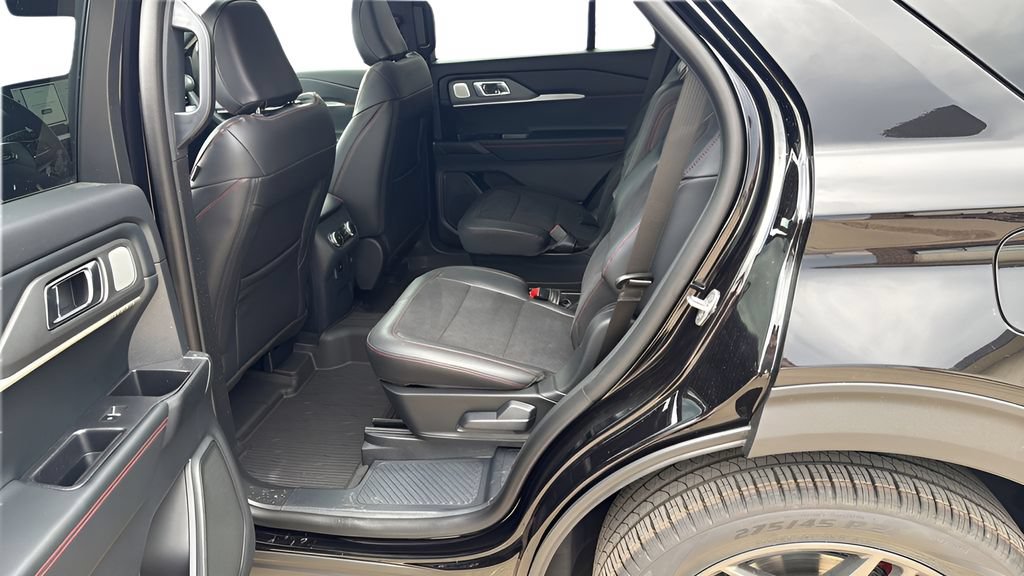 New 2026 Ford Explorer ST w/ Sun And Sound Package AWD/4WD image 14