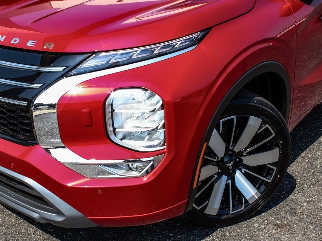 New 2025 Mitsubishi Outlander SEL image 51
