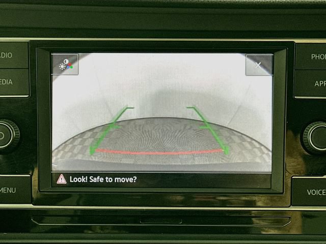 Used 2023 Volkswagen Jetta SE FWD image 15