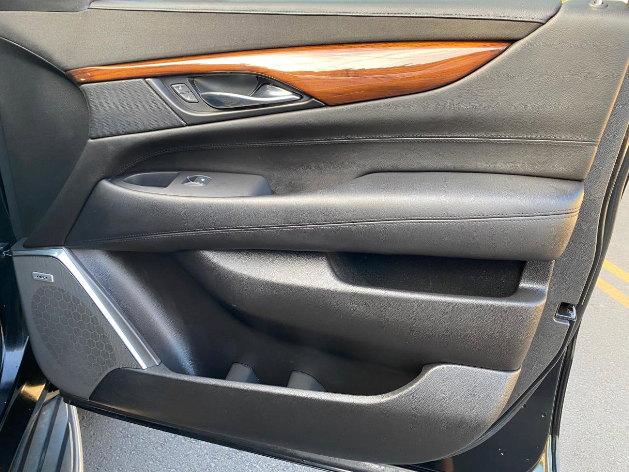 Used 2016 Cadillac Escalade 4WD image 51