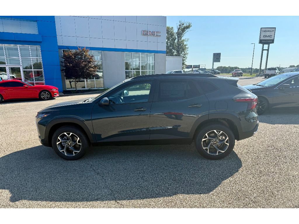 New 2025 Chevrolet Trax LT w/ Driver Confidence Package image 1