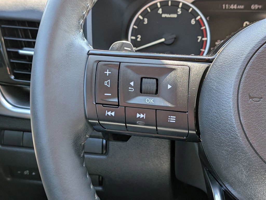 Used 2021 Nissan Rogue SV w/ Premium Package AWD/4WD image 15