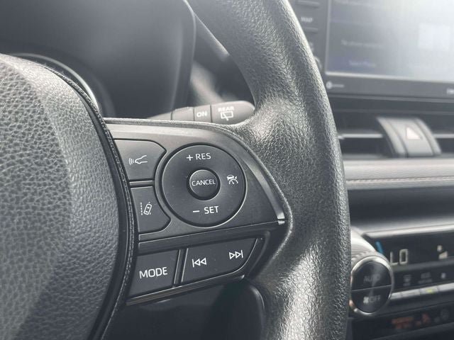 Certified 2021 Toyota RAV4 XLE AWD/4WD image 25