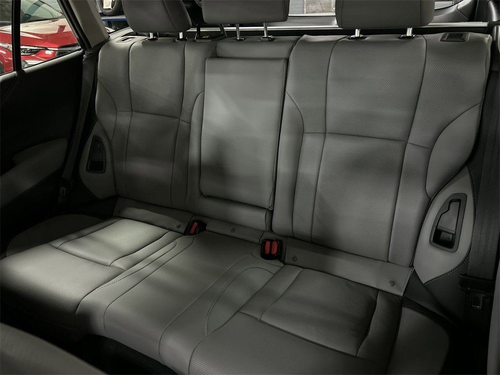 Certified 2023 Subaru Outback Limited image 23
