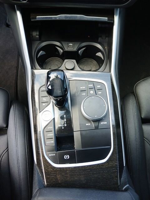 Used 2021 BMW 330e w/ Convenience Package image 20