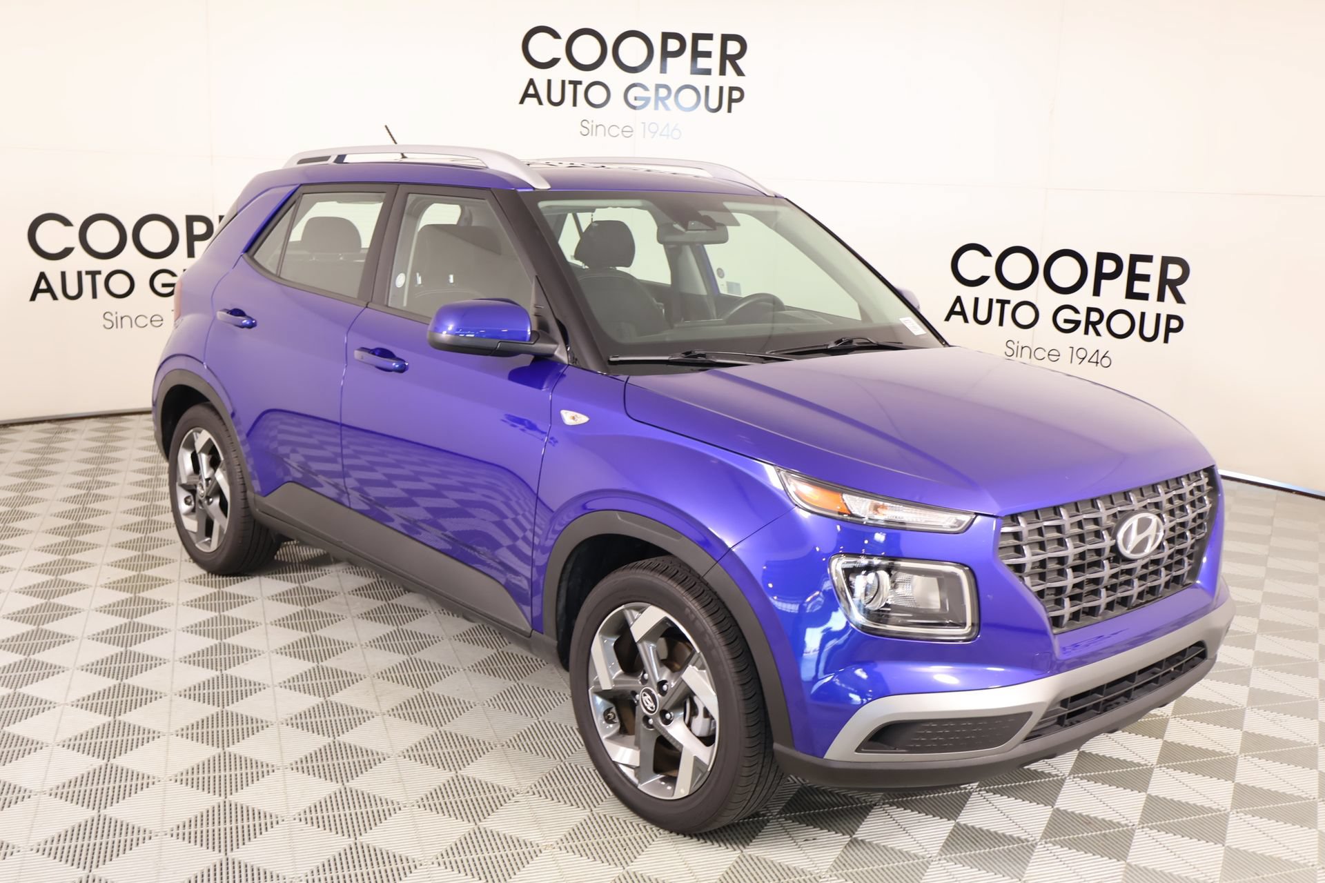 Used 2025 Hyundai Venue SEL