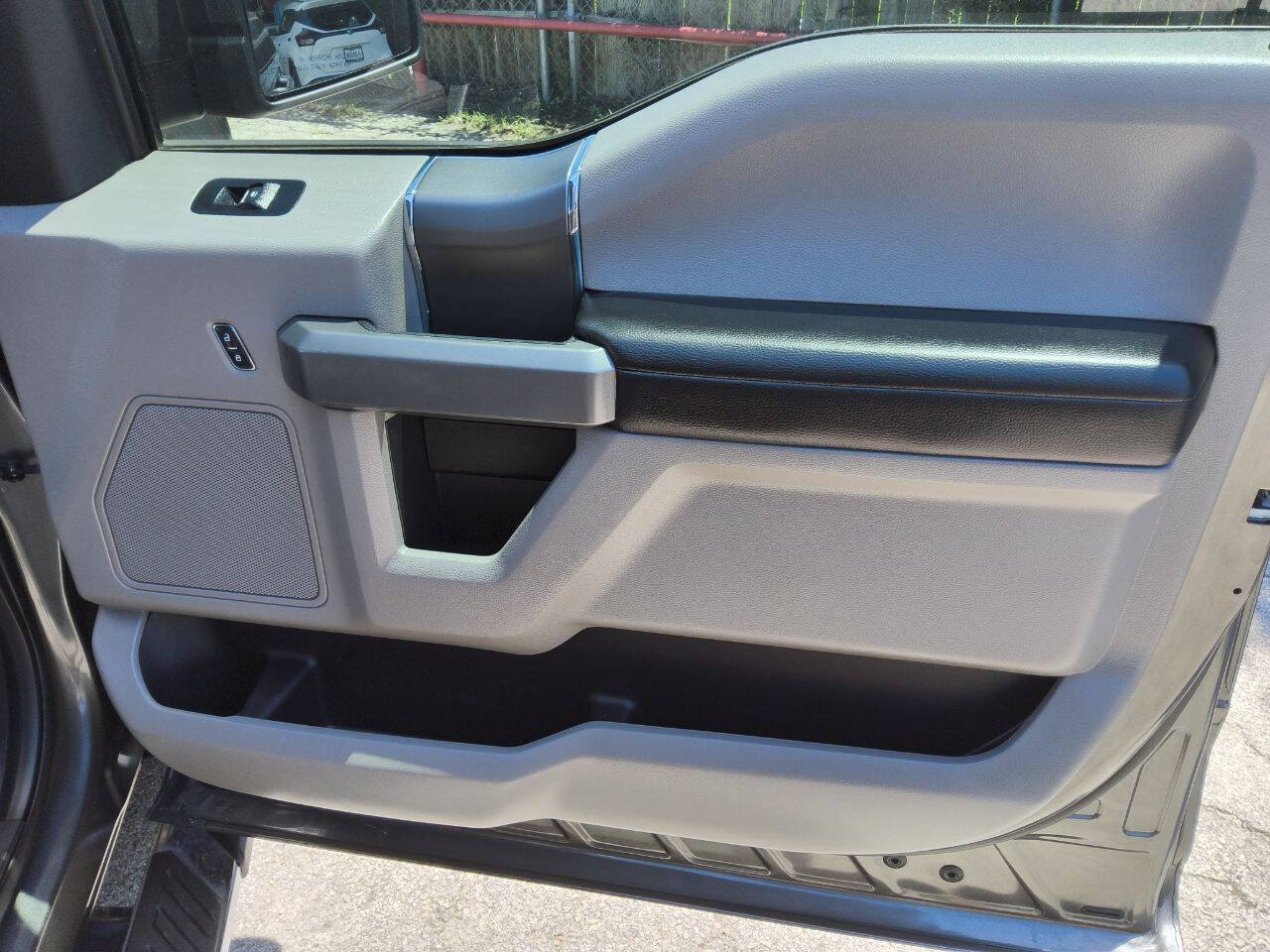 Used 2018 Ford F150 XLT w/ Equipment Group 302A Luxury RWD image 27