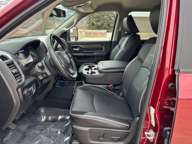 Used 2024 RAM 3500 Laramie image 11