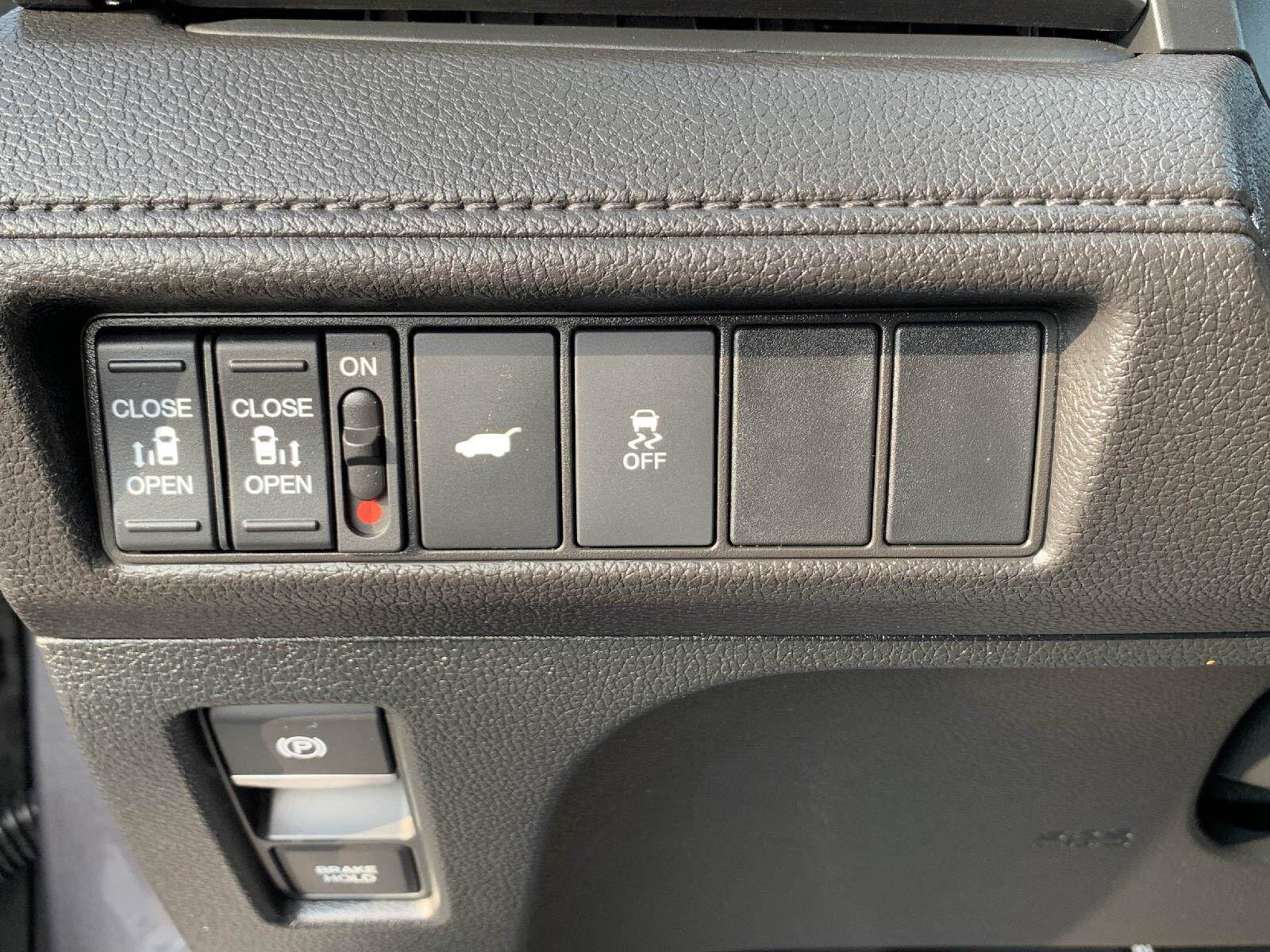 Certified 2026 Honda Odyssey EX-L image 13