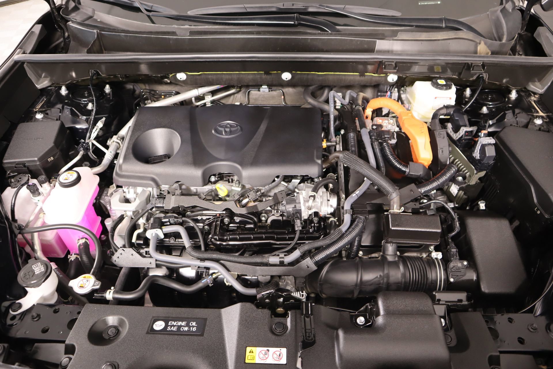 Used 2025 Toyota RAV4 LE image 18