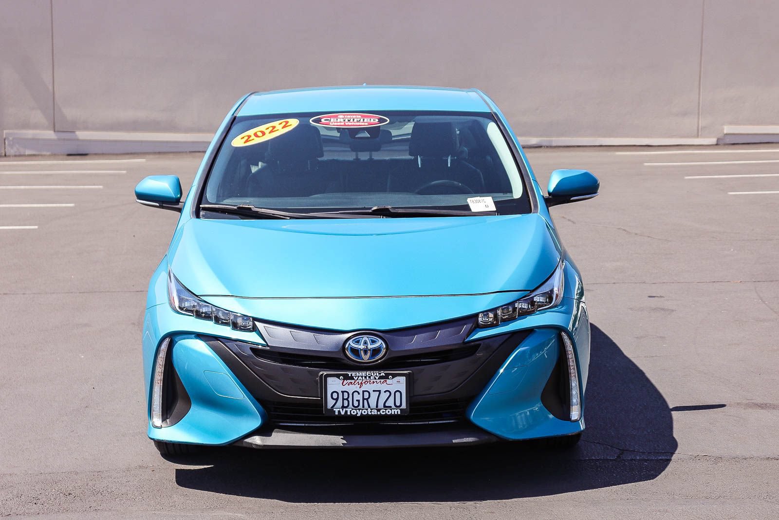 Certified 2022 Toyota Prius Prime XLE FWD image 2