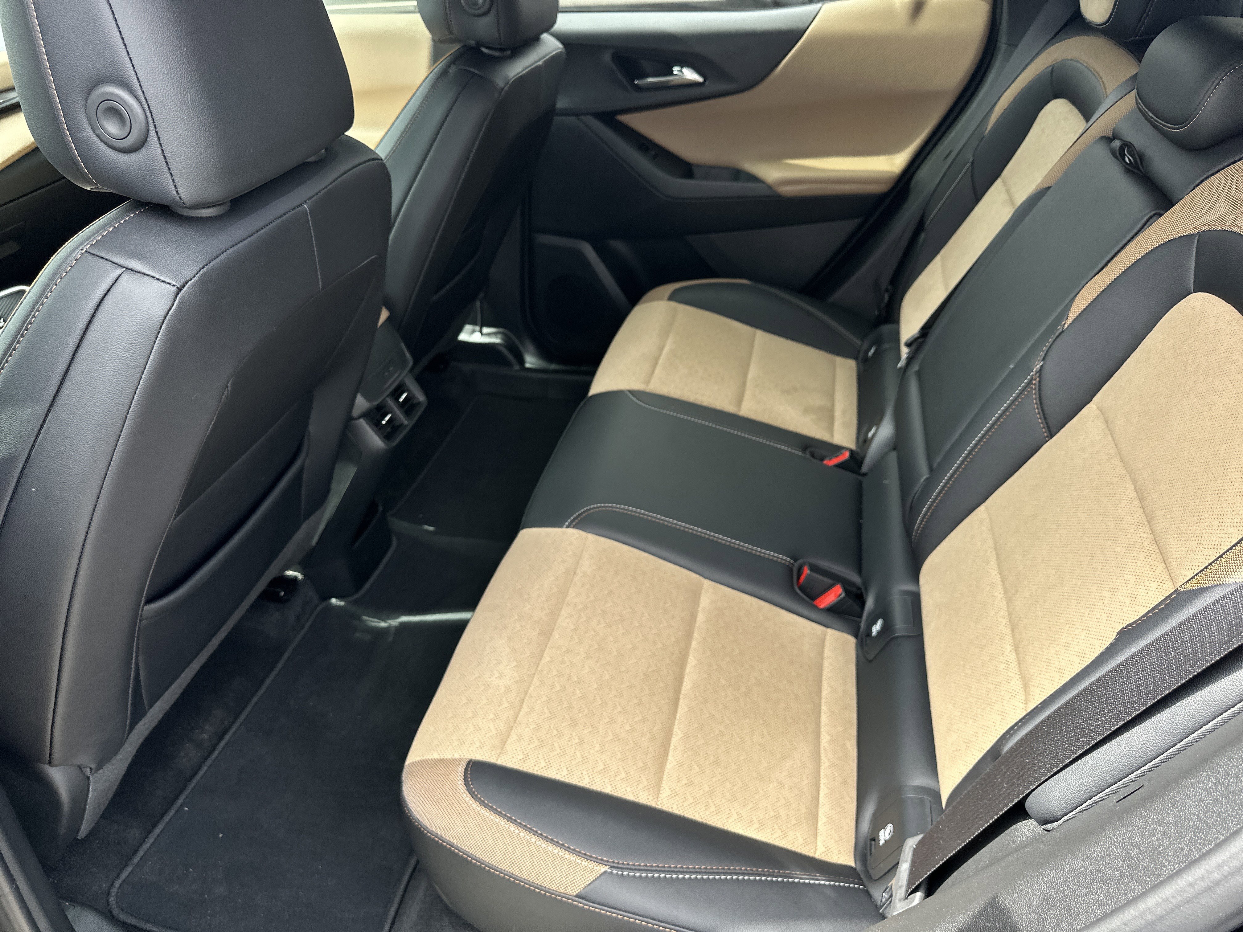 Certified 2026 Chevrolet Equinox ACTIV image 22