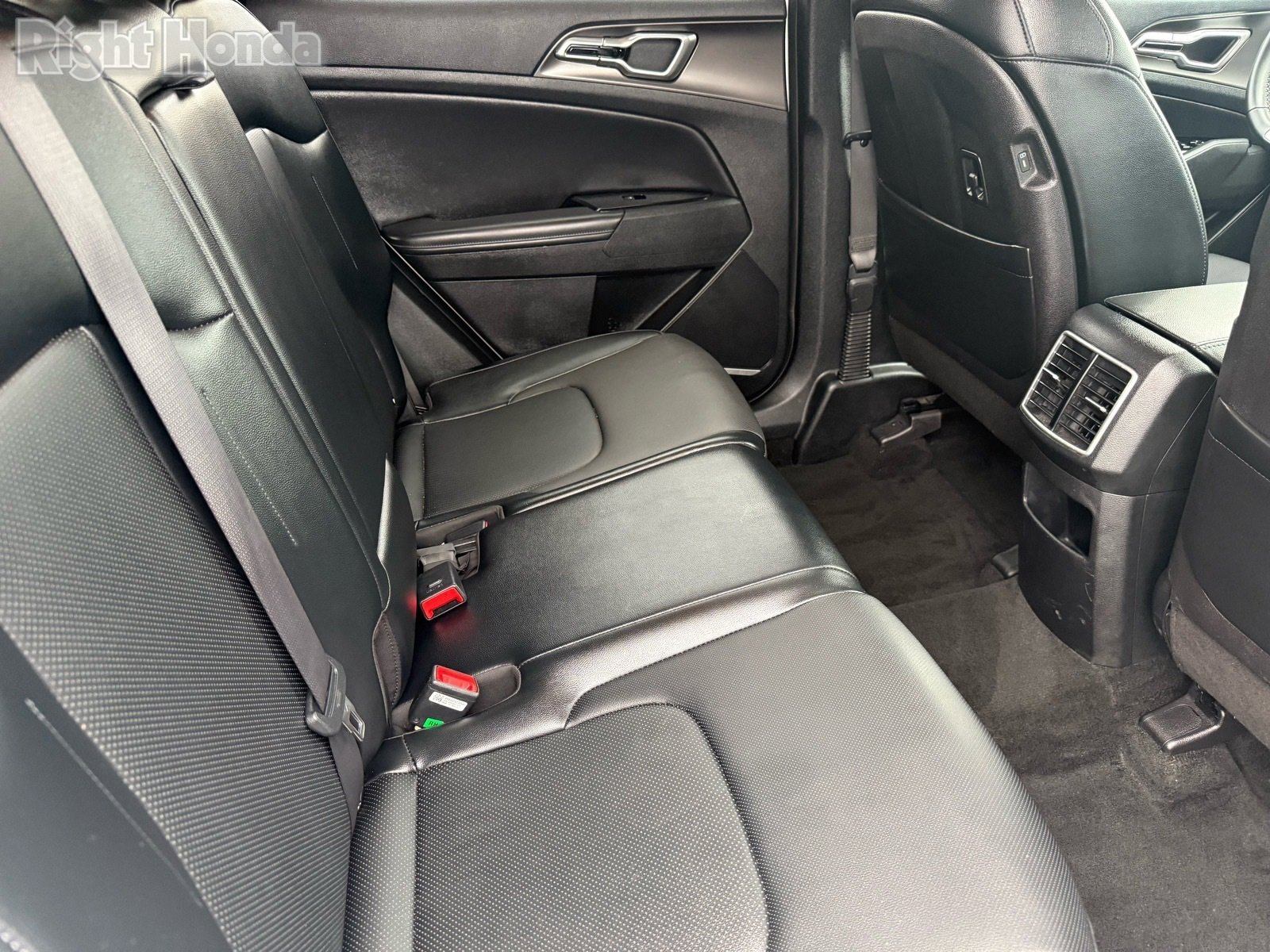 Used 2023 Kia Sportage EX image 27