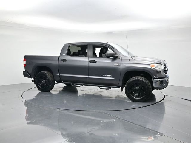 Used 2017 Toyota Tundra SR5 image 3
