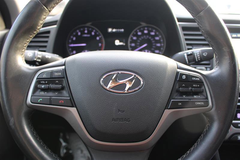 Used 2017 Hyundai Elantra Limited w/ Limited Tech Package 04 image 15