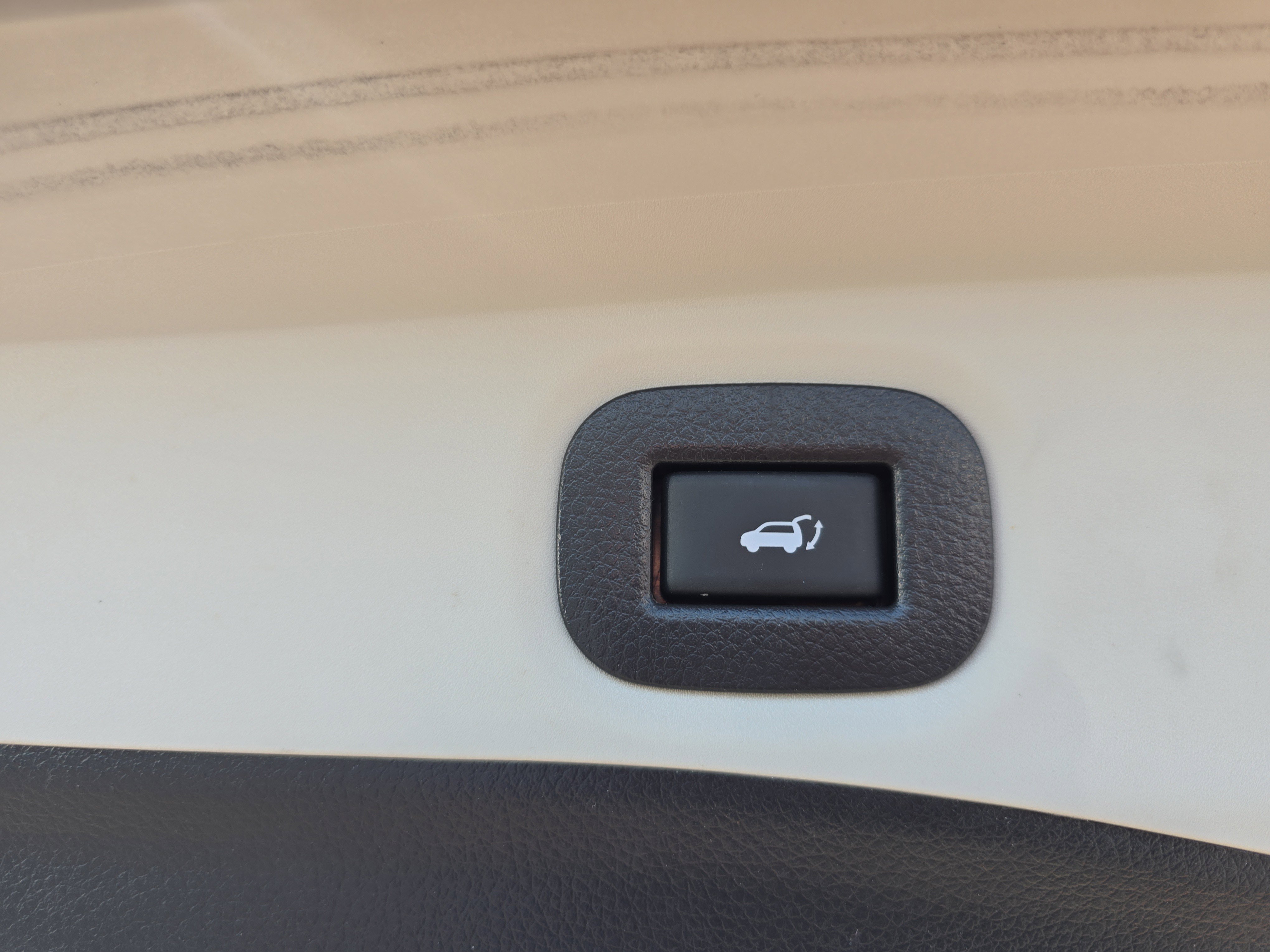 Used 2020 Nissan Rogue SV AWD/4WD image 6