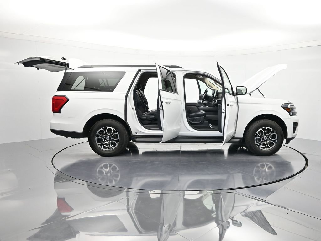 Used 2024 Ford Expedition Max XLT AWD/4WD image 48
