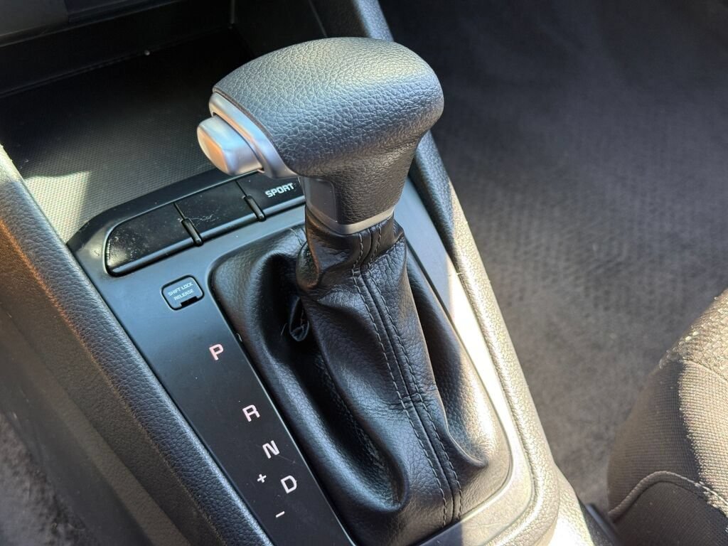 Used 2019 Kia Rio S FWD image 24