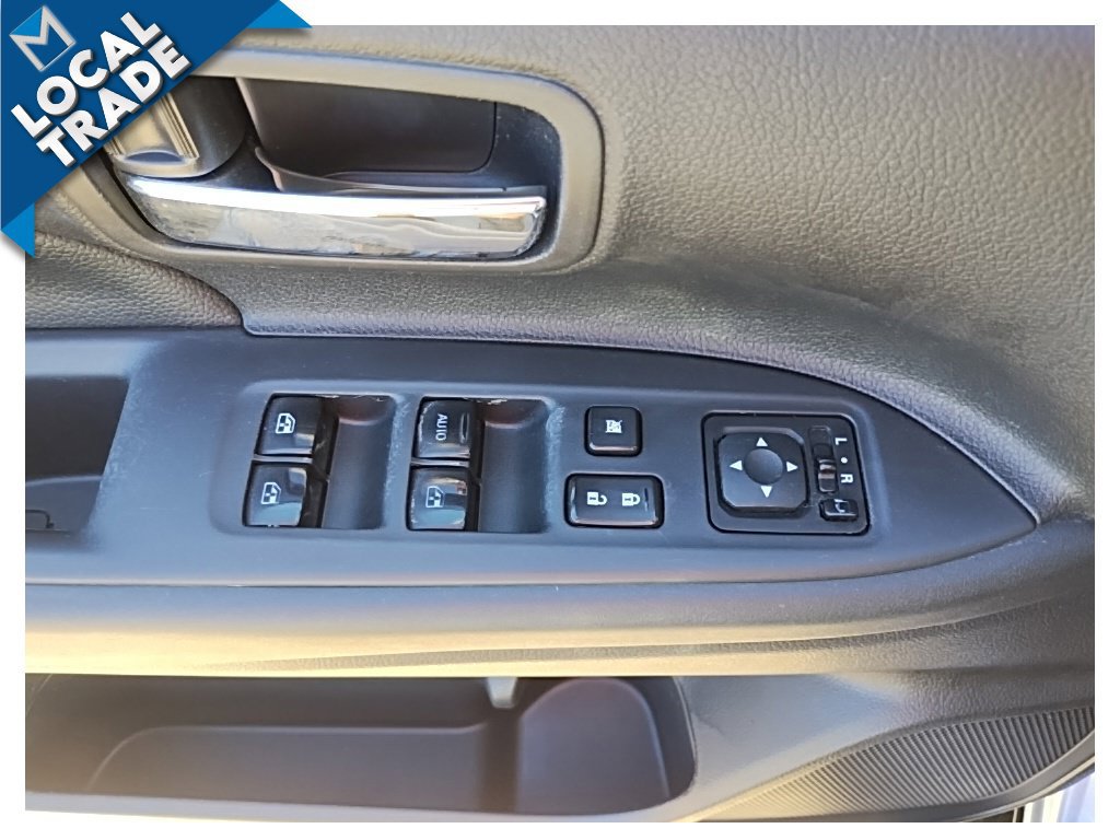 Used 2016 Mitsubishi Outlander SEL AWD/4WD image 13