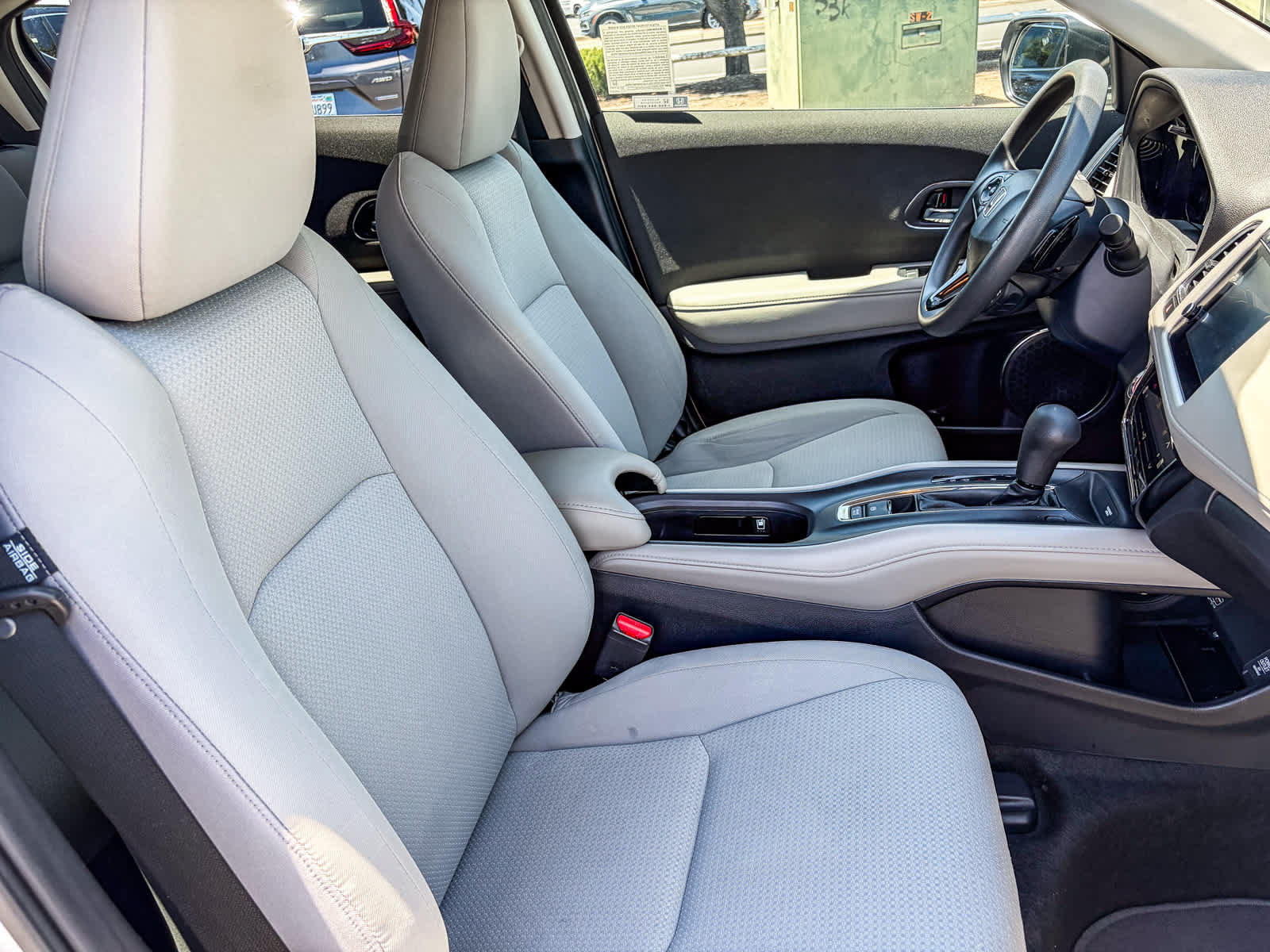 Used 2021 Honda HR-V EX image 16