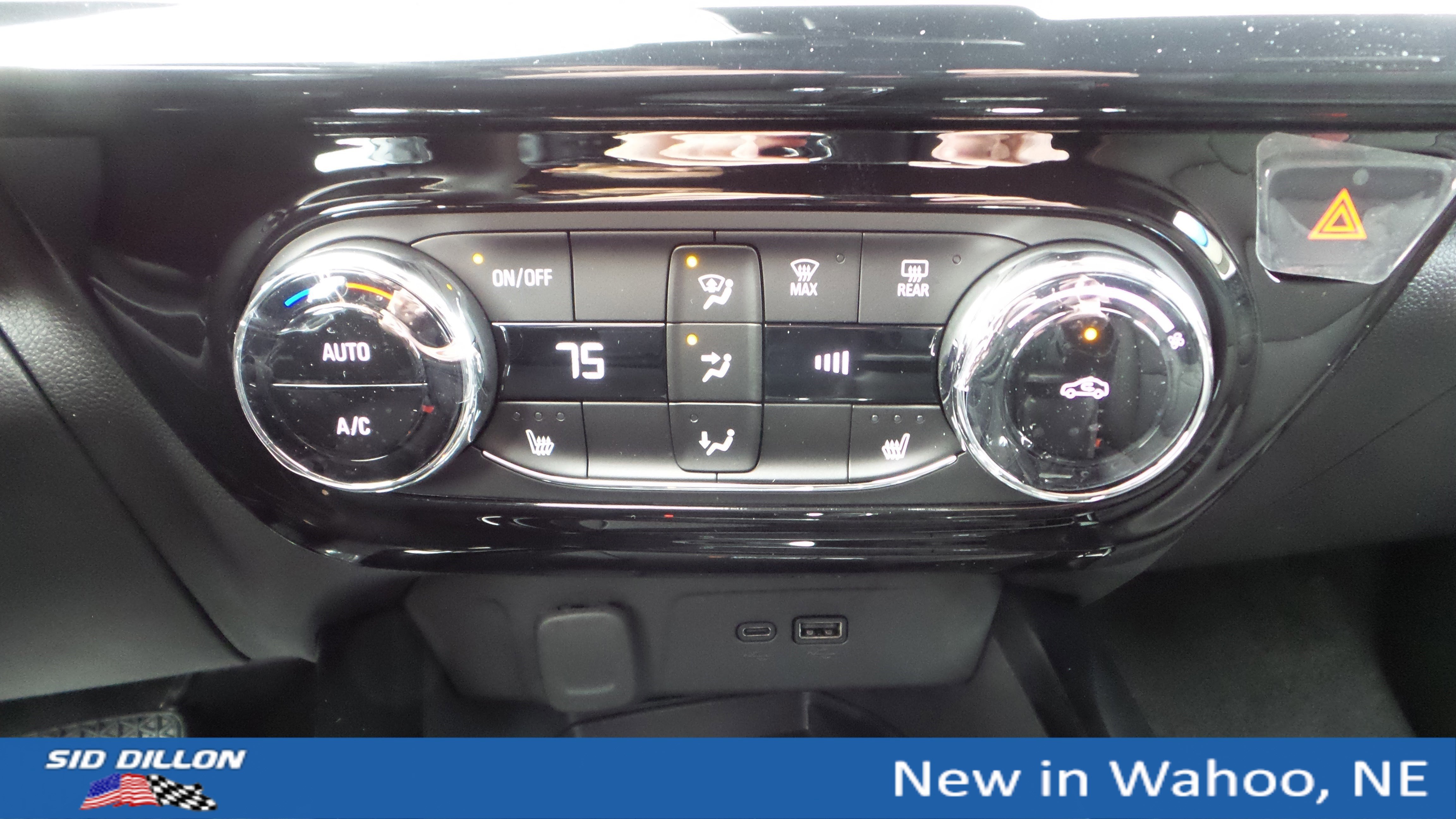 New 2026 Chevrolet Trax RS w/ Sunroof Package image 17