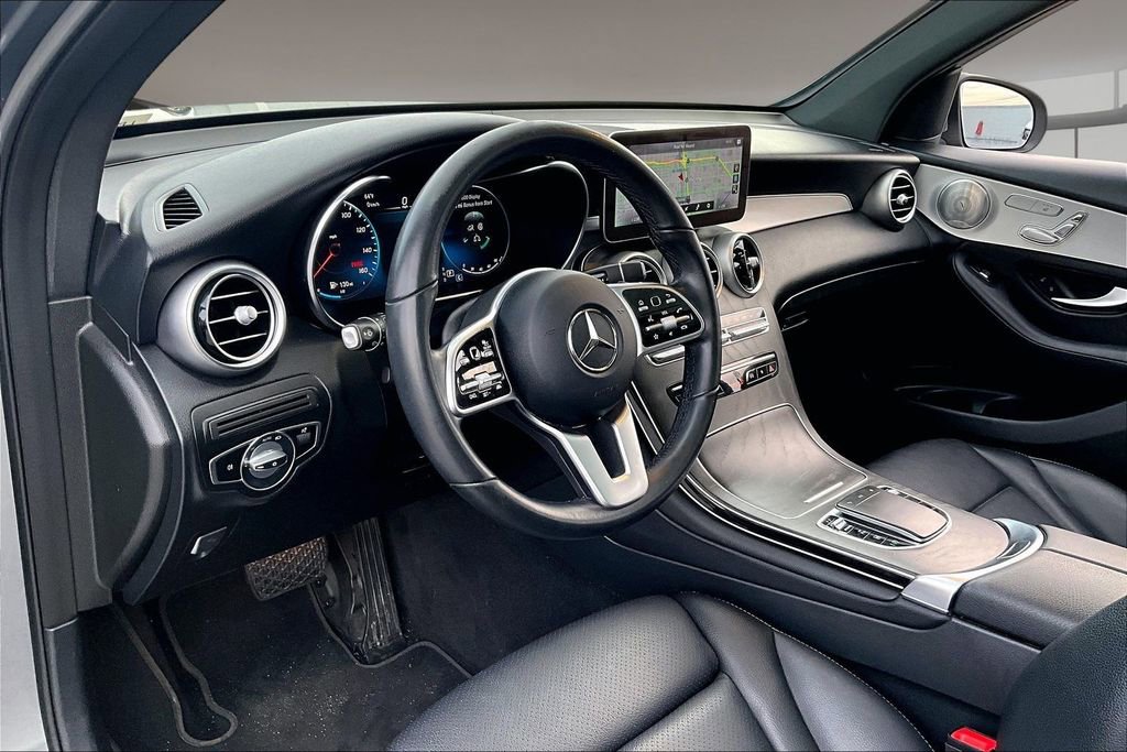 Used 2021 Mercedes-Benz GLC 300 4MATIC image 15