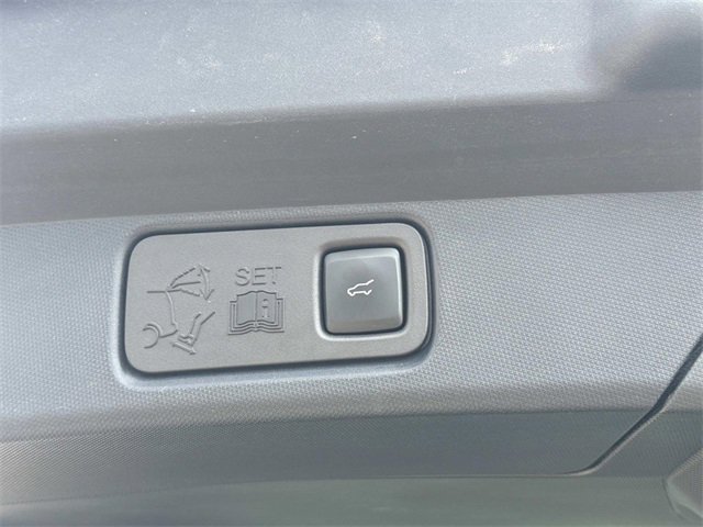 Used 2021 Ford Mustang Mach-E Premium image 15