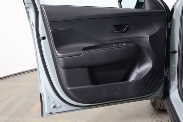 Used 2024 Hyundai Kona SEL AWD/4WD image 19
