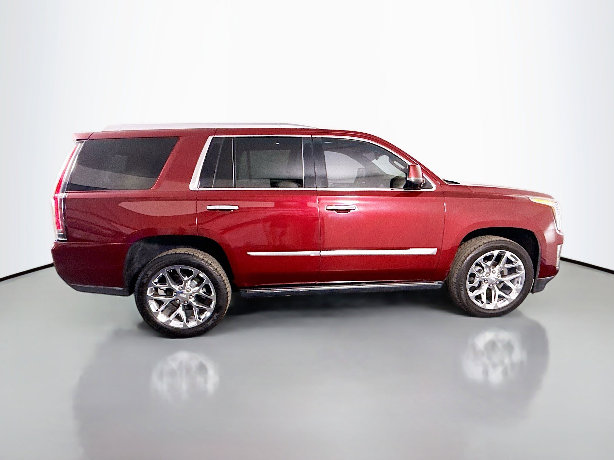 Used 2016 Cadillac Escalade Platinum image 11