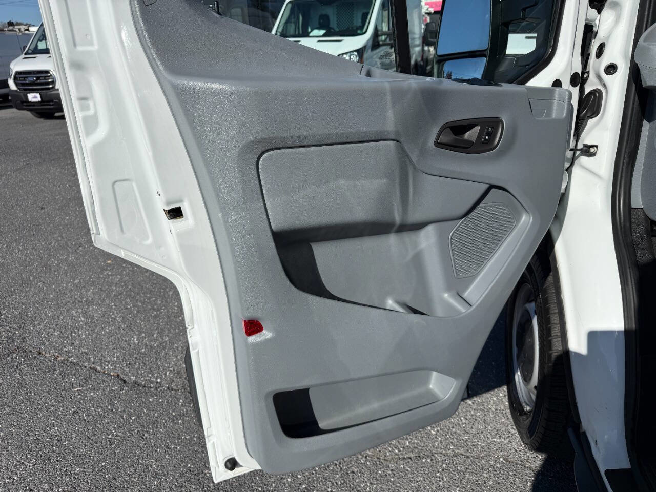 Used 2016 Ford Transit 250 130 Low Roof image 11