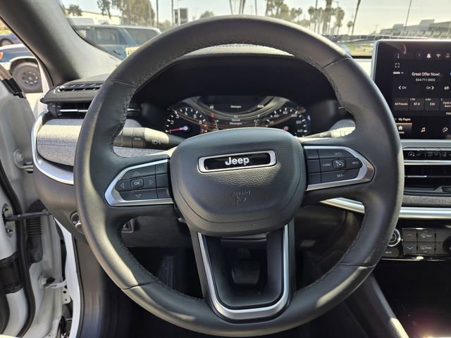 Used 2024 Jeep Compass Latitude AWD/4WD image 21