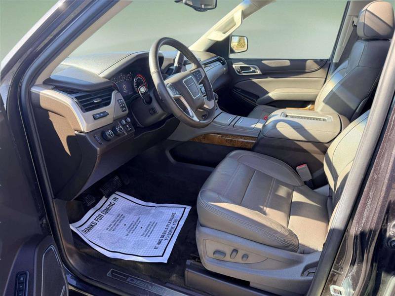 Used 2015 GMC Yukon Denali w/ Premium Package image 18