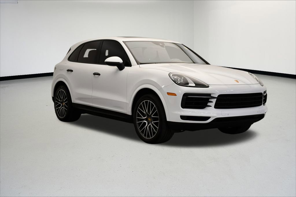 Used 2022 Porsche Cayenne image 9