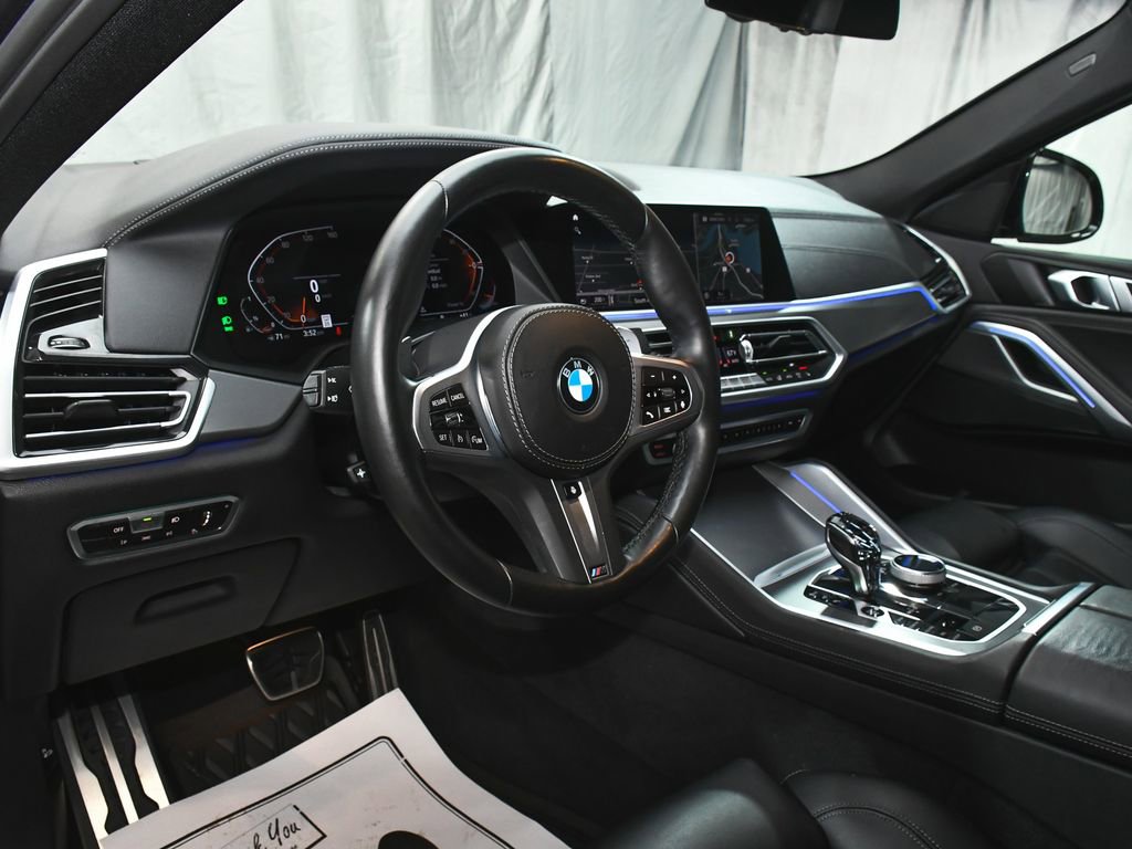 Used 2022 BMW X6 xDrive40i w/ Executive Package image 21