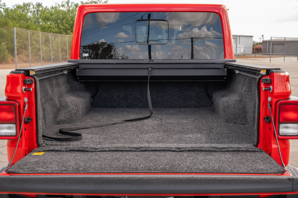 Used 2025 Jeep Gladiator Sport AWD/4WD image 24